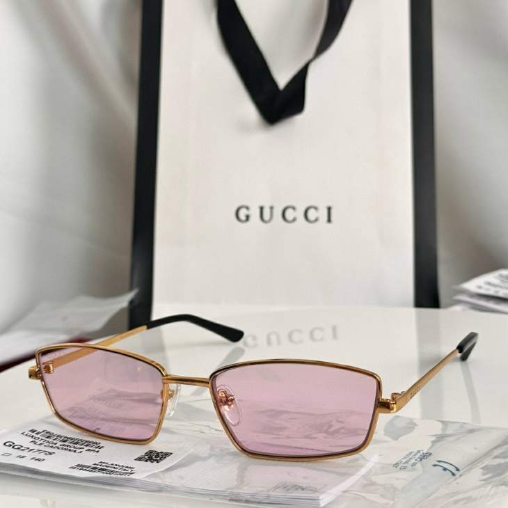 Picture of Gucci Sunglasses _SKUfw79479338fw